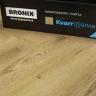 Кварц-виниловый ламинат Bronix Кварр Елка Амбер Amber на Otdelka1.ru