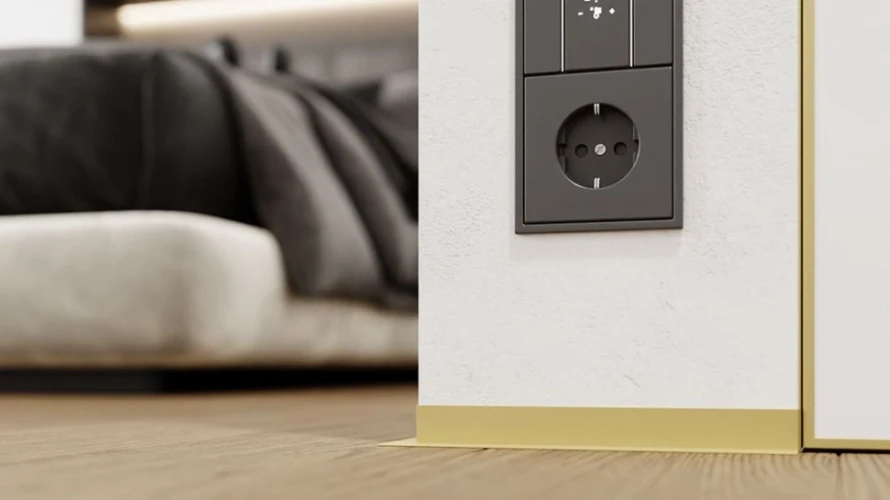 Микроплинтус L-образный с пружинами Бежевый RAL 1001 на Otdelka1.ru