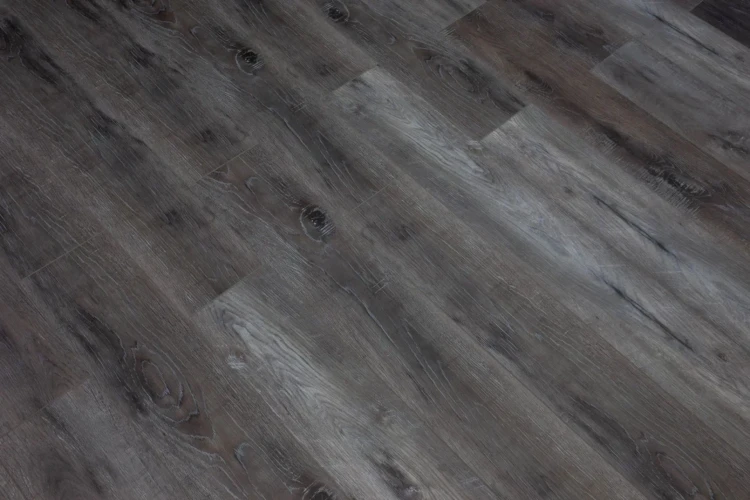 Кварц-виниловая плитка Damy Floor Family клеевая Дуб Рустикальный черный на Otdelka1.ru