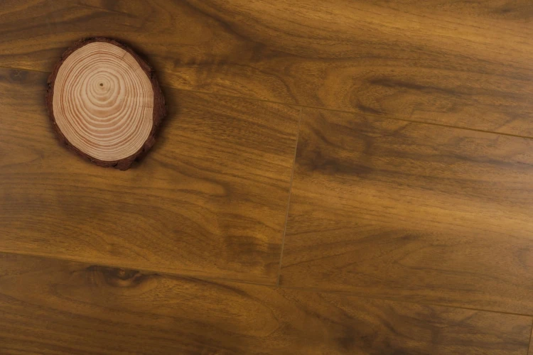 Ламинат Robust Wood Aqua Vision Латика на Otdelka1.ru