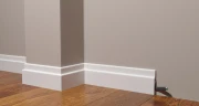 Плинтус полимерный Decor Dizayn DD703 на Otdelka1.ru