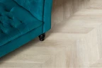 Кварц-виниловая плитка Винилам / Vinilam Chevron Glue RI4445118CL4 Шеврон Сезар на Otdelka1.ru