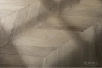 Кварц-виниловая плитка Винилам / Vinilam Chevron Glue RI4445118CL4 Шеврон Сезар на Otdelka1.ru