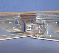 Направляющая Армстронг / Armstrong Т-24 Белая 3.7м